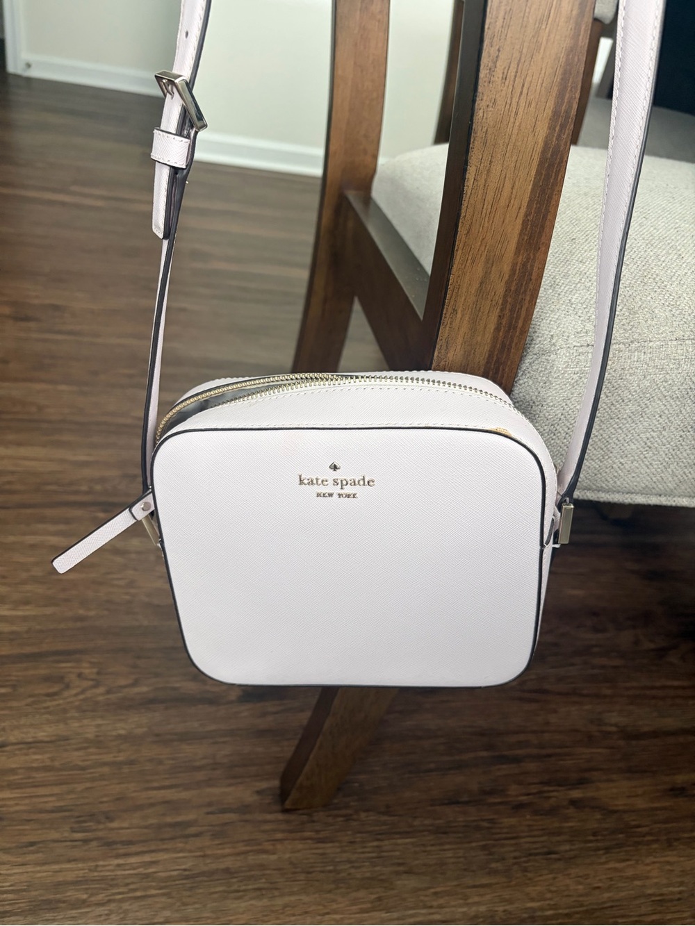 kate spade White Pebbled Leather Crossbody Camera Bag
